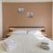 House Nin (864)