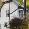 Cobbler's Cottage at Kindrochet, Strathtay - Пітлохрі