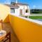 Yellow House-Villetta con giardino