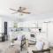 Salty Shack Unit A Dog Friendly Home Across from the Beach - Central Location
