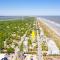 Salty Shack Unit A Dog Friendly Home Across from the Beach - Central Location