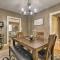 Chic and Cozy Greensboro Home, 2 Mi to Dtwn!