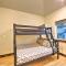 Sanderling Sea Cottages, Unit 5 w/ Ocean Views!