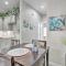 Charming Edinburg Apartment about 3 Mi to Dtwn!