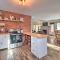 Cozy Tobyhanna Cabin with Hot Tub and Resort Amenities - 托比汉纳