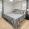 Belleville Beauty - Luxury Stay for Work or stay for Play either way this is the perfect property for you! residence