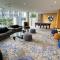 Level 30 Oracle Tower 2 Stunning views and free parking - GC Getaways