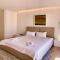 Emerald Suites