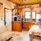Villa with Private Access to the Beach