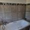 DullVino Cottage no 15 at Critchley