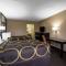 Super 8 by Wyndham Perrysburg-Toledo