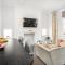 Castle Properties: The Sovereign 5 Bed Town House