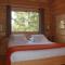 Les Cabanes Dans Les Bois Logis Hôtel