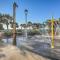 Beachfront Condo in Myrtle Beach with Pool Access - Myrtle Beach