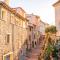 amazing new property in the heart of the old town of antibes