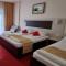 HOTEL CARPATHIA