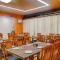 Hotel Shivas, Kolhapur