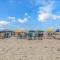Oceanfront Suite Grande Cayman 124 - ميرتل بيتش