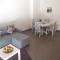 3 bedroom apartment with terrace and free parking