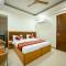 The Palms Inn I Near Medanta Medicity I Sec-38 - Gurgaon