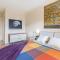 Benalmadena with seasonal pool & parking near the beach