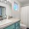 2 Mi to Sapphire Resort Home with Hot Tub and Games!