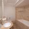 HiGuests - Luxurious 1BR in Palms with Private Beach Access - Dubaj