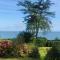 Villa with direct access to the beach