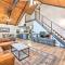 Game Room, Fire Pit and Deck Spacious Poconos Home! - ليك هارمونى