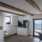 Studio 1111 with Sauna & Hot Tub