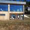 Studio 1111 with Sauna & Hot Tub