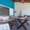 Casa-4QTS-Beira Mar-Piscina e Cozinheira-SH038