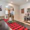 5 Mi to Big Bear Lake Cozy Cottage with Hot Tub