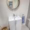 The Swell, Rhosneigr - Ground floor 2 bed With Parking
