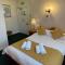 Crown Hotel