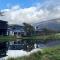 Stillwater Chalet B - Amazing Lakefront 2BR Chalet l BBQ l Gym l Tennis l Indoor Pool