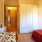Apartment by Majella Park with Beach Access
