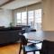 Fiveways Balcony, King Bed, Chefs Kitchen