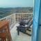 Semi-detached house on the heights of Parikia - Exceptional view of the Cyclades