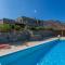 Spacious 6 bdrm Stone Villa with Pool - Rámos