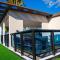 Villa Elegante y Familiar en Pedernales, Cerca de la Playa del pueblo, Residencial SFA