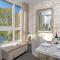 Le Lac dOr - Duke Housing