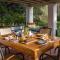 Wild Olive House at Bartholomeus Klip