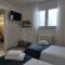 Hall 92 Quartos com WC em moradia com piscina A-das-Lebres Loures - Loures