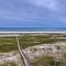 Private Beachwalk Resort Condo in Dauphin Island - Дофин-Айленд