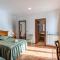 6 Bedroom Pet Friendly Home In Galera