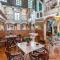 6 Bedroom Pet Friendly Home In Galera