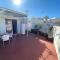Central Attic Apt Sleeps 4 with Patio