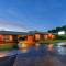 Country Roads Motor Inn