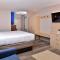 Holiday Inn Express Hotel & Suites Cincinnati - Mason, an IHG Hotel